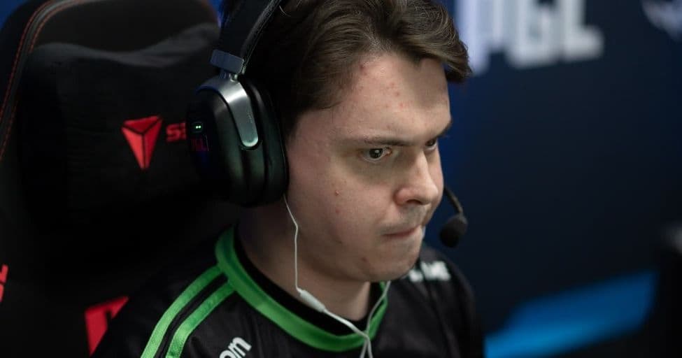 Kassad об electroNic в BCGame: «Он еще в команде только из-за s1mple. Ни одна другая команда не захочет его выкупать»