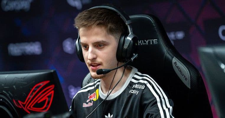 FUT вернулась в топ-10 рейтинга Valve