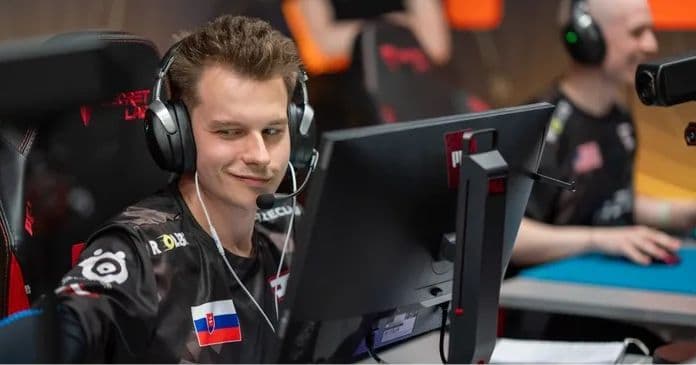 FaZe против NAVI — ставки на матч CS2