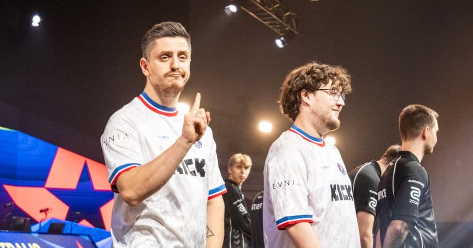 ApEX: 80% споров у меня случается именно с ZywOo