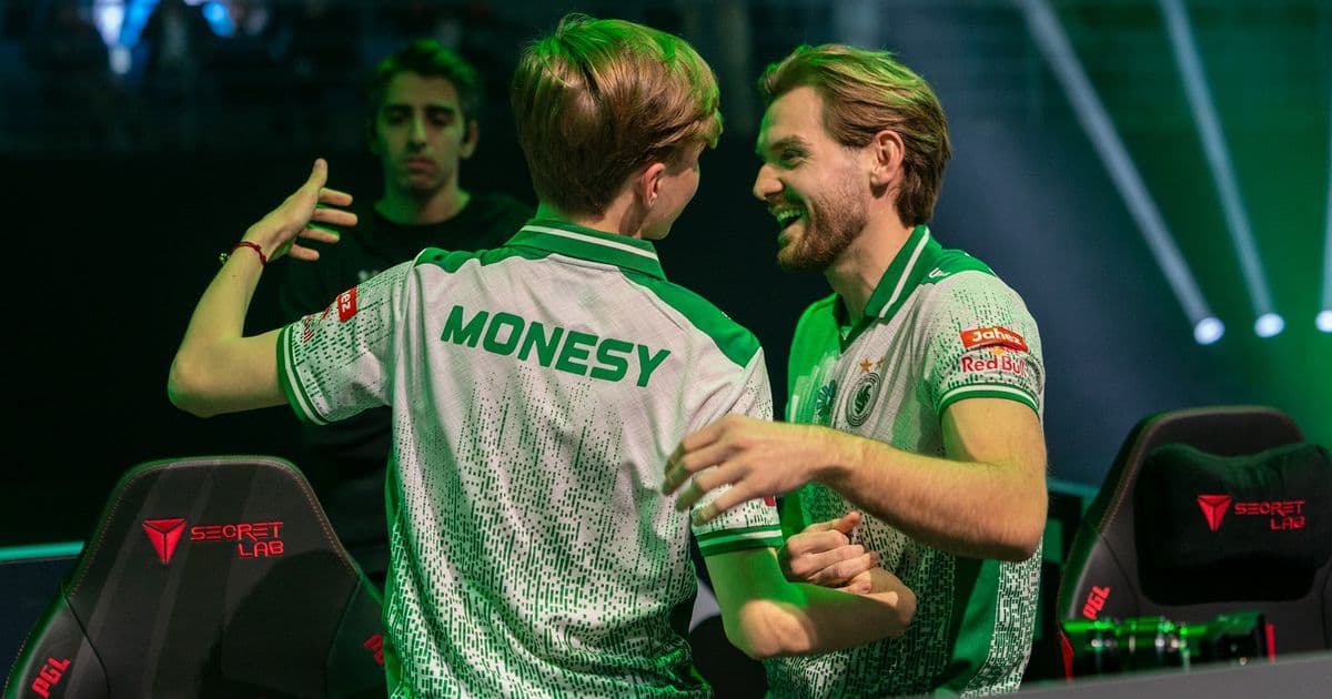 Natus Vincere против Team Falcons — ставки на матч CS2