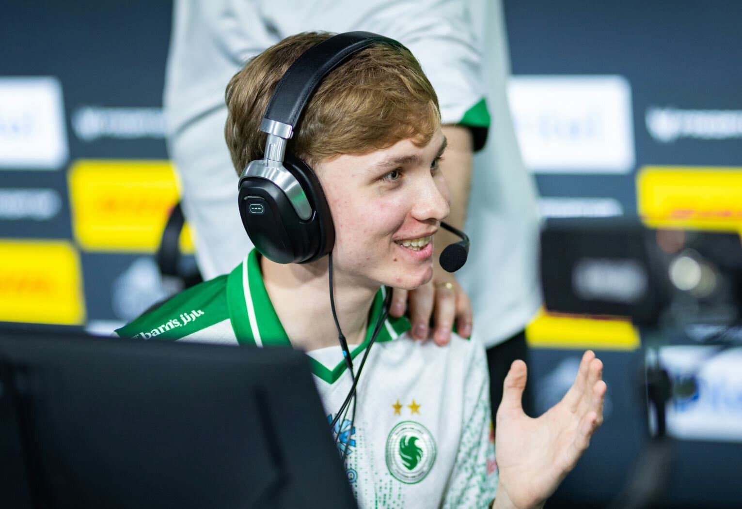 M0nesy назвал Симпла лучшим снайпером в истории CS. Kennys – второй