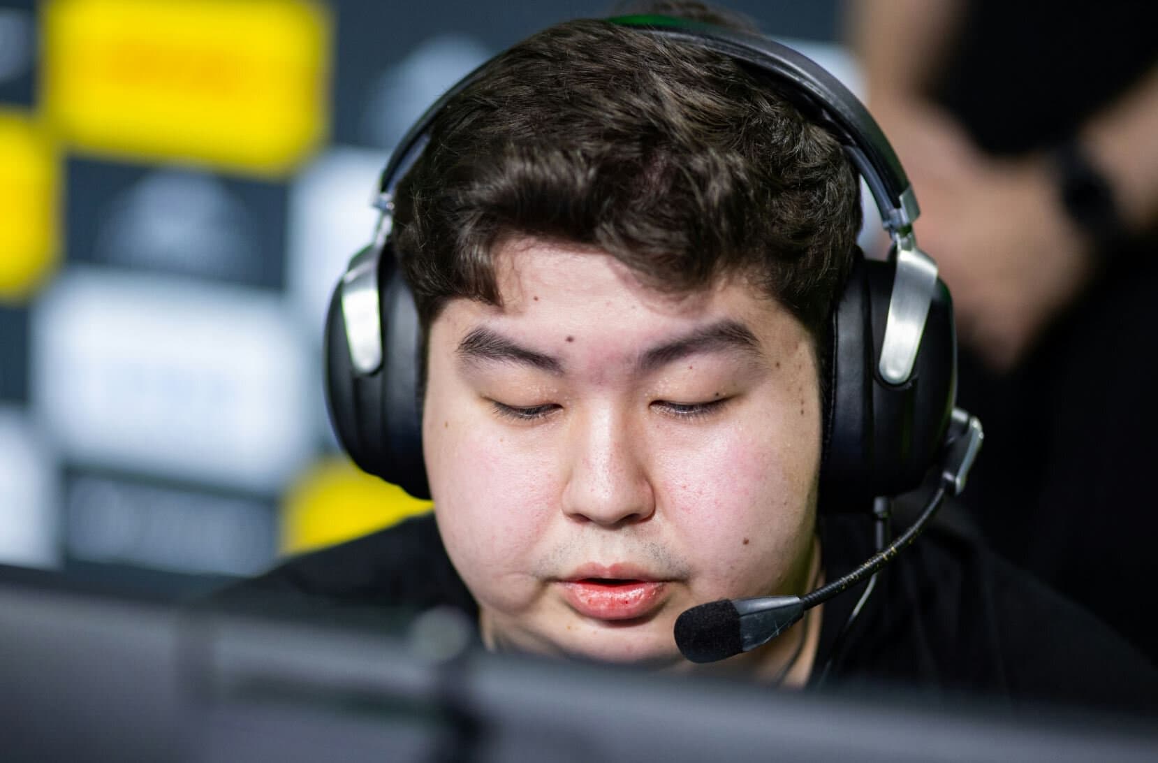 Kade0 присоединился к Hotu