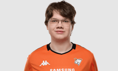 AquaRS о буткемпе Viruts.pro на CIS LAN Championship 5: «Он был очень долгим, очень продуктивным. Игра перестраивалась с нуля»
