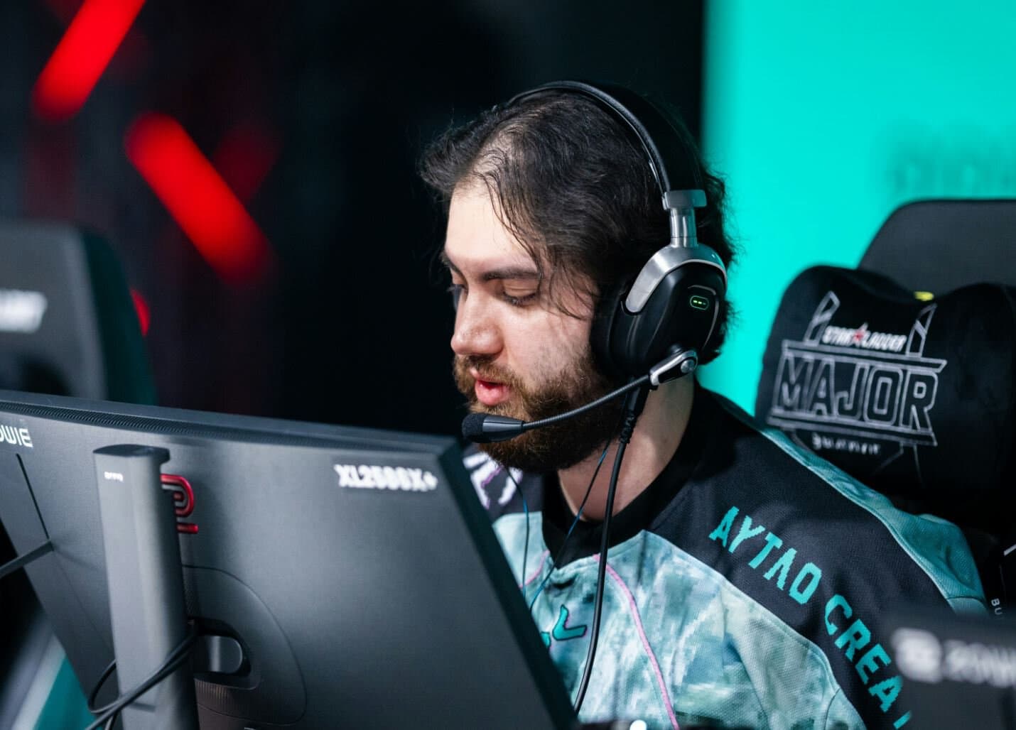 PARIVISION отдала Fisher College 7 раундов за серию и прошла в корзину 1-1 на PGL Astana