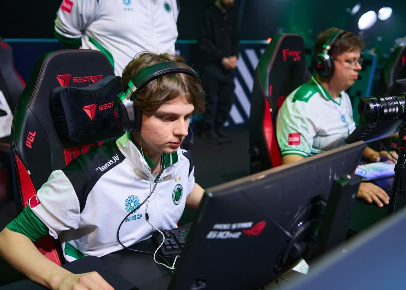 Karrigan: «Я – дядя, Kyousuke – мой племянник. Он много работает и керрит меня»