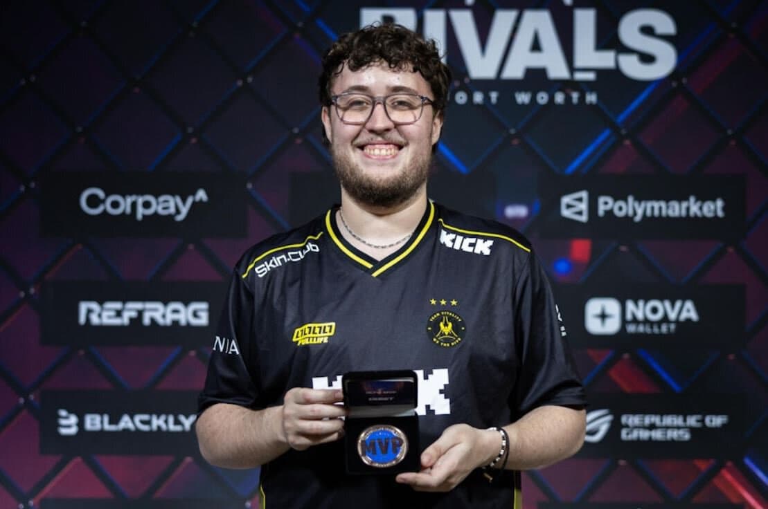 Zywoo стал MVP на BLAST Rivals. Это 32-я награда в карьере француза