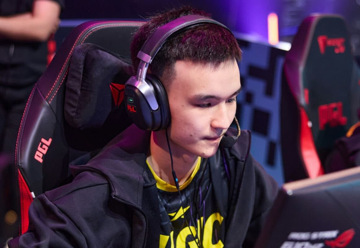 Казахстанцу из Magic не разрешили выходить на PGL Astana с флагом страны из-за правил турнира